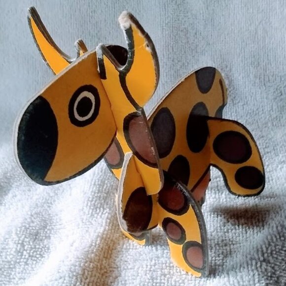 20% OFF  Vintage 3D 4-Puzzle Cartoon Animals Set – c 1960s - Picture 5 of 15